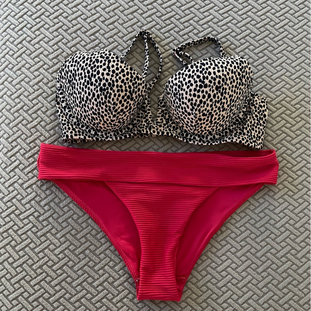 H&M Red and Black Bikini Set with Bold Design